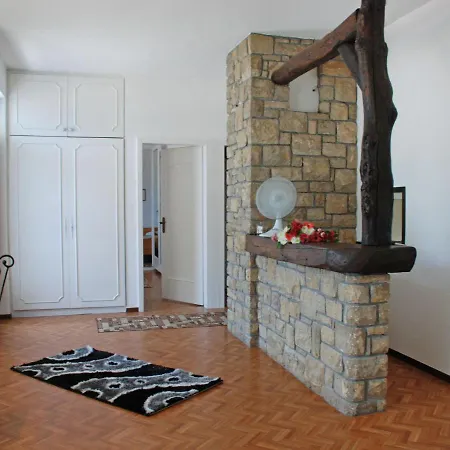 Casa Zappa By Interhome Apartmán *
